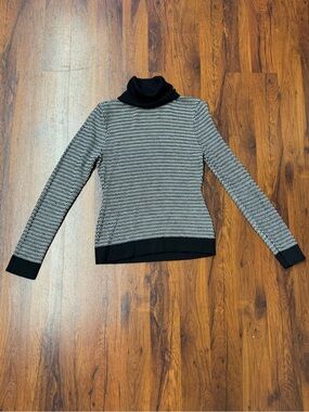 LUCA LUCA Merino wool Black & White Houndstooth Cowl Neck Sweater |Size 10